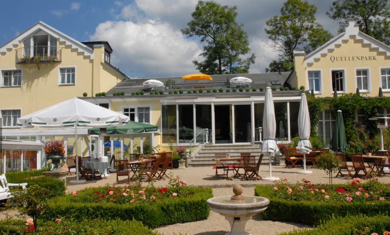 Hotel Quellenpark Bad Elster Exterior foto